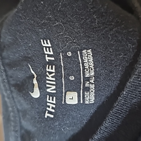 Nike Air Black The Nike Tee Short Sleeve Cotton Logo T-shirt Size L - Picture 3 of 6